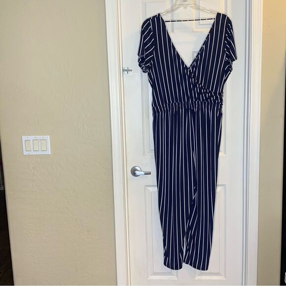 Express Navy Blue & White Stripe Wrap-Front Romper/ Jumpsuit Size XL - Picture 5 of 12